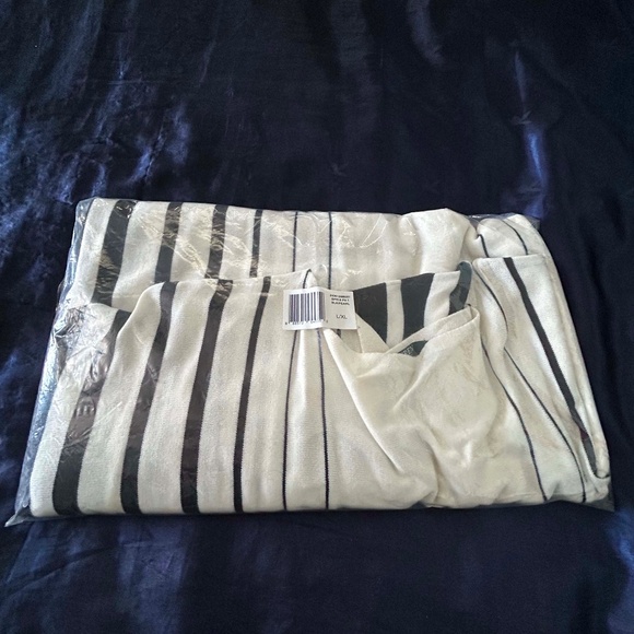 PONCHO, COTTON/MODAL, BLACK & PEARL, SZ L/XL, VERY FLOWING, LAUREN BY RALPH LAUR - Picture 5 of 11